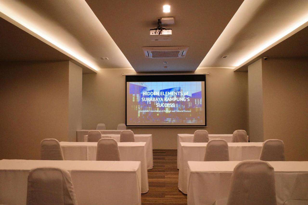 The Rise Suites Hotel, Chiang Mai - Sha Extra Plus Buitenkant foto