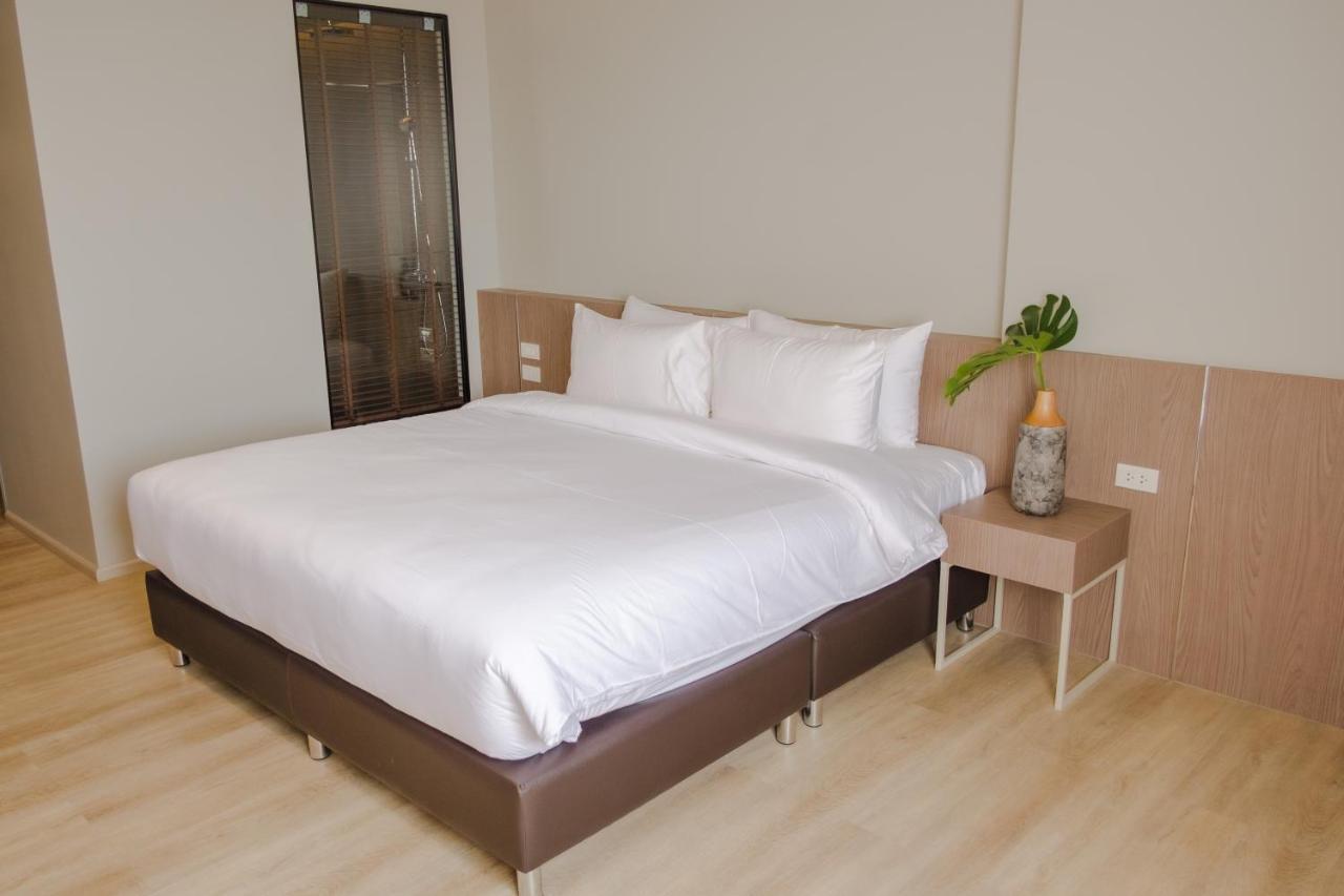 The Rise Suites Hotel, Chiang Mai - Sha Extra Plus Buitenkant foto