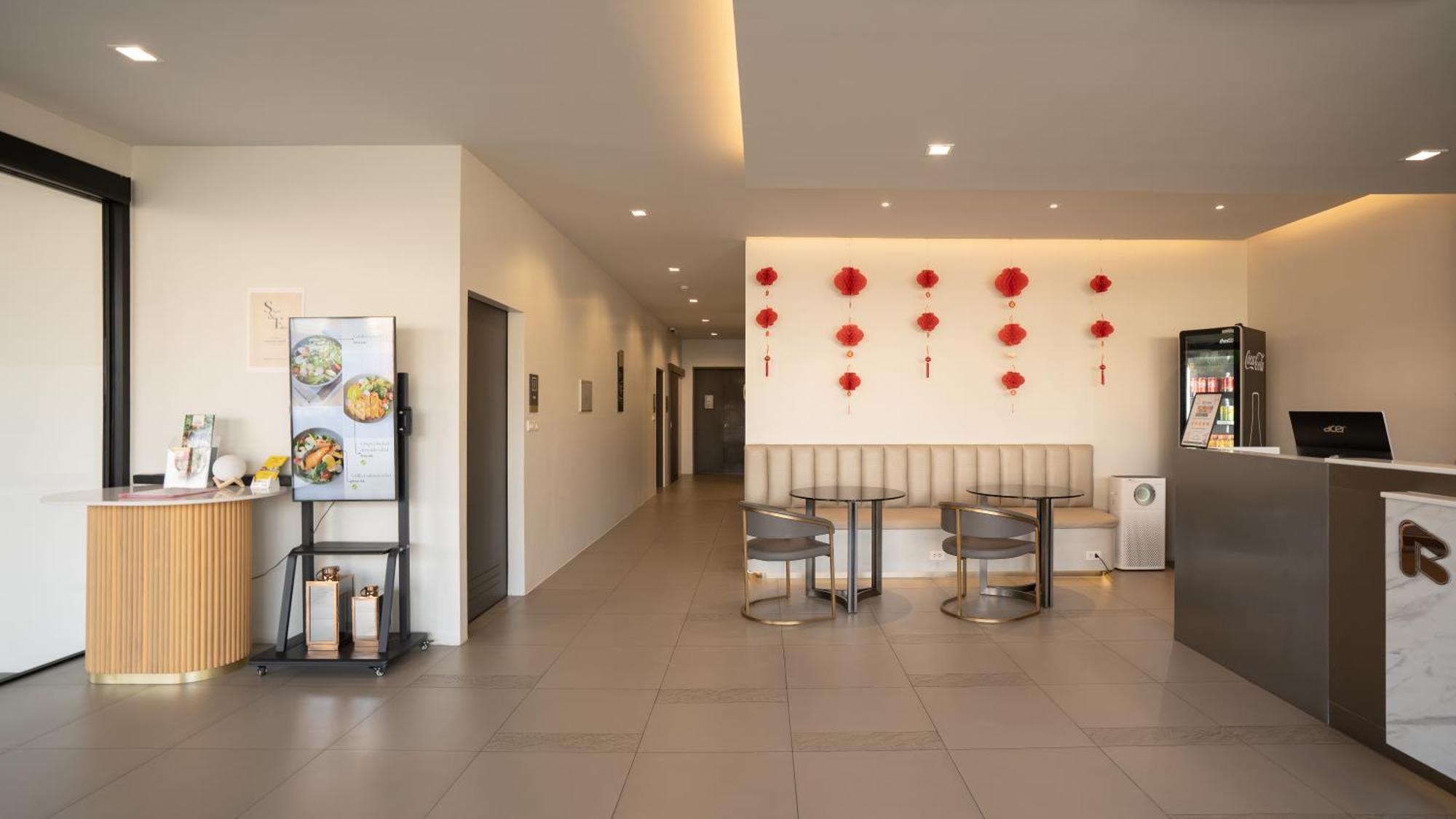 The Rise Suites Hotel, Chiang Mai - Sha Extra Plus Buitenkant foto