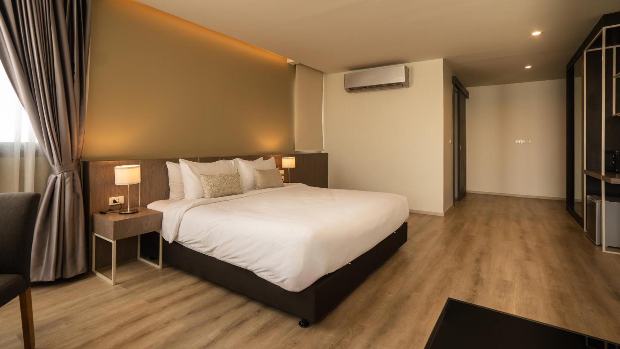 The Rise Suites Hotel, Chiang Mai - Sha Extra Plus Buitenkant foto